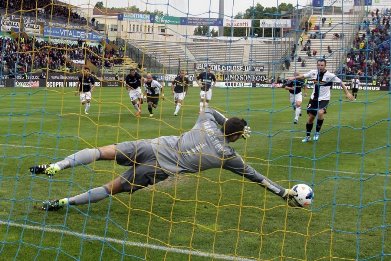 Risultati immagini per cassano 2013 2014 rigore